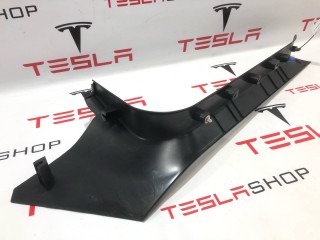 Накладка стойки А, ориг. номер 1010668-00-F, 1002516-00-C, Tesla Model S