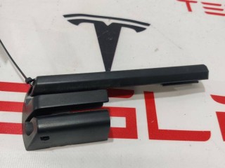 прочая запчасть, ориг. номер 1031676-00-A, Tesla Model S 2012-2016