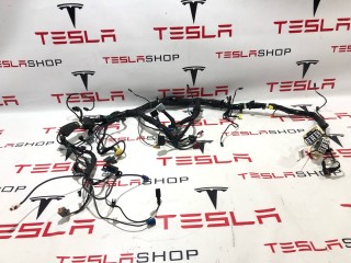 Электропроводка центральной панели, ориг. номер 1004422-01-H, Tesla Model S