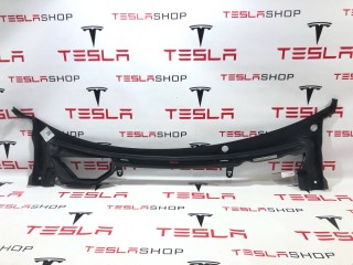 Подкапотная накладка стеклоочистителей, ориг. номер 1008976-00-E, Tesla Model S