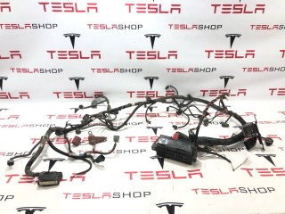 Электропроводка передняя подкапотная, ориг. номер 1009096-01-H, 1046217-03-A, Tesla Model S