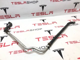 Патрубок охлаждения основной батареи, ориг. номер 1028527-00-B, Tesla Model S