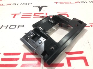 Потолочная консоль, ориг. номер 1056878-00-A, 1013687-00-E, Tesla Model S