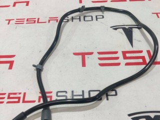 Дренажная трубка панорамной крыши, ориг. номер 1013244-00-F, 1013245-00-F, Tesla Model S