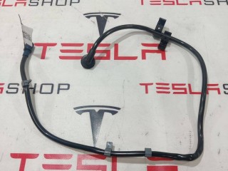 Дренажная трубка панорамной крыши, ориг. номер 1013244-00-F, 1013245-00-F, Tesla Model S