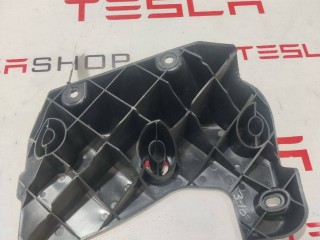 Панель для отдыха ноги водителя, ориг. номер 1007280-00-A, 1104861-00-A, Tesla Model S