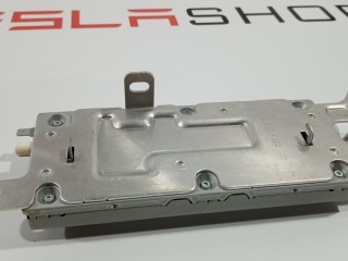 Радио FM/HD/XM, ориг. номер 1079749-00-D, Tesla Model 3 2017-2021