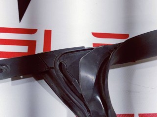 Уплотнитель проема дверного, ориг. номер 1090499-00-K, Tesla Model 3 2017-2021