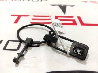 прочая запчасть, ориг. номер 1090272-00-B, Tesla Model Y 2020-2026