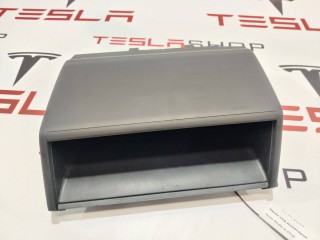 Ниша под монитором, ориг. номер 1045057-00-C, 1045058-00-B, Tesla Model X 2015-2021