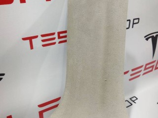 Накладка стекла, подъемной задней двери, ориг. номер 1052333-07-I, Tesla Model X 2015-2021