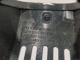 Облицовка кронштейна зеркала заднего вида и камеры TRIPLE, ориг. номер 1092605-00-C, 1092607-00-C, Tesla Model X 2015-2021