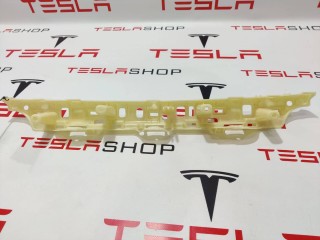 Кронштейн накладки, подъемной задней двери, ориг. номер 1055049-04-E, Tesla Model X 2015-2021