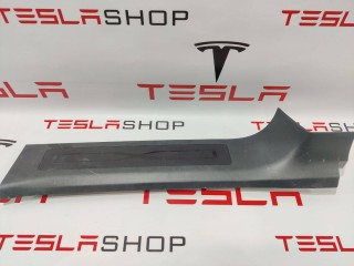 Накладка дверного порога, ориг. номер 1105145-00-B, Tesla Model X 2015-2021
