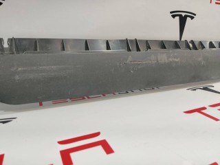Накладка порога рокерной панели, ориг. номер 1497650-00-B, 1497745-00-C, Tesla Model Y 2020-2026