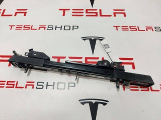 Салазка переднего сиденья левая, ориг. номер 1101682-99-B, Tesla Model 3 2017-2021