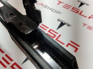 Салазка переднего сиденья левая, ориг. номер 1101682-99-B, Tesla Model 3 2017-2021