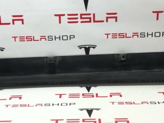 Накладка порога рокерной панели, ориг. номер 1035096-00-D, 1034218-00-B, Tesla Model X 2015-2021