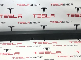 Накладка порога рокерной панели, ориг. номер 1035096-00-D, 1034218-00-B, Tesla Model X 2015-2021
