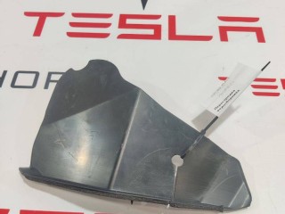 Перегородка водосборника, ориг. номер 1060447-00-B, Tesla Model X 2015-2021