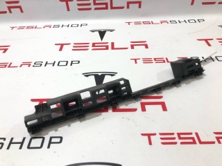 прочая запчасть, ориг. номер 1056095-00-B, 1051827-00-B, Tesla Model X  [рестайлинг] 2021-2026