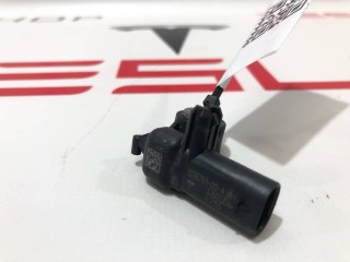прочая запчасть, ориг. номер 1036761-00-A, Tesla Model 3 2017-2021