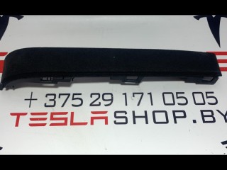 Накладка подъемной задней двери, ориг. номер 1055048-06-J, 1055052-00-A, Tesla Model X 2015-2021