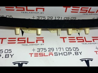 Накладка подъемной задней двери, ориг. номер 1055049-06-E, 1055049-07-E, Tesla Model X 2015-2021