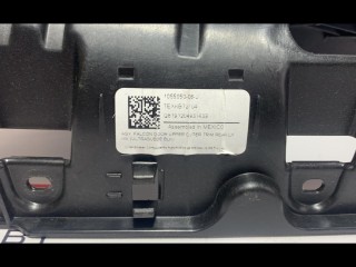 Кронштейн накладки, подъемной задней двери, ориг. номер 1055050-07-J, Tesla Model X 2015-2021