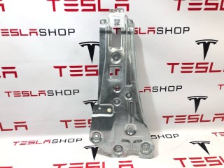 Кронштейн багажника боковой, ориг. номер 1051361-S0-D, 1086805-00-A, Tesla Model X 2015-2021