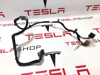 прочая запчасть, ориг. номер 1064336-00-B, 1063406-00-F, Tesla Model X  [рестайлинг] 2021-2026