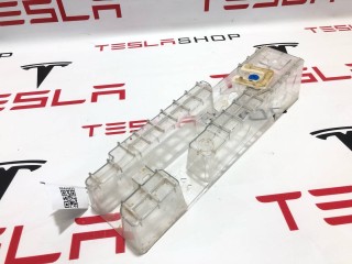 Кронштейн напольный 2-го ряда сидений, ориг. номер 1091313-00-C, Tesla Model X 2015-2021
