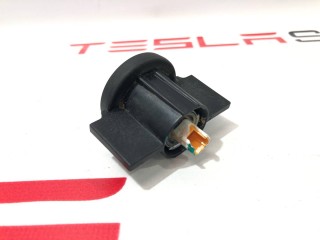 Кнопка открытия/закрытия двери, ориг. номер 1069234-00-A, 1074114-00-B, Tesla Model X 2015-2021