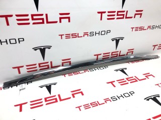 Молдинг подъемной задней двери, ориг. номер 1032250-00-J, Tesla Model X 2015-2021