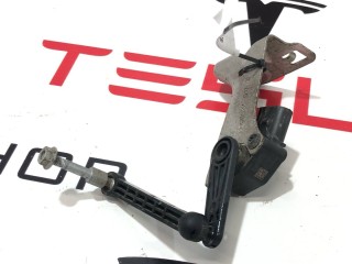прочая запчасть, ориг. номер 6006523-00-B, 1027971-00-A, Tesla Model S 2012-2016
