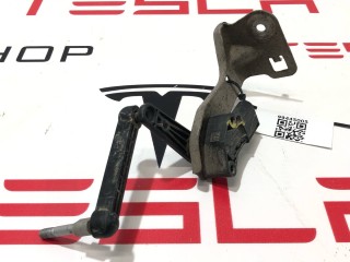 прочая запчасть, ориг. номер 6006526-00-B, 1027976-00-A, Tesla Model X 2015-2021