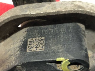прочая запчасть, ориг. номер 6006526-00-B, 1027976-00-A, Tesla Model X 2015-2021