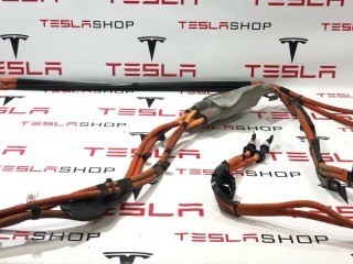 Сплиттер, ориг. номер 1063800-10-B, 1095000-10-E, 1054500-10-C, 1038772-10-F, Tesla Model X 2015-2021