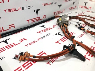 Сплиттер, ориг. номер 1063800-10-B, 1095000-10-E, 1054500-10-C, 1038772-10-F, Tesla Model X 2015-2021