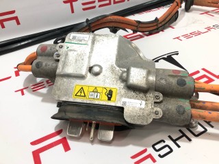 Сплиттер, ориг. номер 1063800-10-B, 1095000-10-E, 1054500-10-C, 1038772-10-F, Tesla Model X 2015-2021