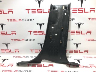 Накладка стойки B, внутренняя, ориг. номер PT00001363, Rivian R1T 2021-2024