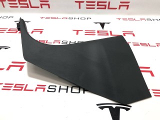 Накладка стойки А, ориг. номер PT00001343, Rivian R1T 2021-2024