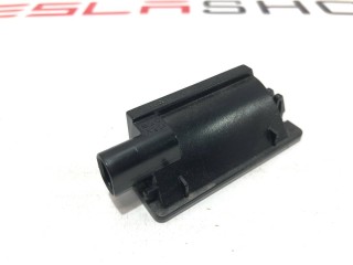 Фонарь подсветки салона, ориг. номер PT00062910, Rivian R1T 2021-2024