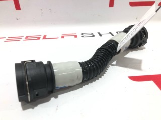 Патрубок системы охлаждения (RIVIAN R1T), ориг. номер PT00084713-B, Rivian R1T 2021-2024