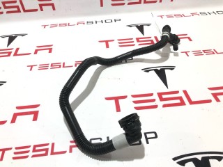 Патрубок системы охлаждения (RIVIAN R1T), ориг. номер PT00061706, Rivian R1T 2021-2024
