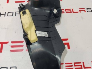 Накладка стойки С, ориг. номер 1086312-00-F, Tesla Model 3 2017-2021