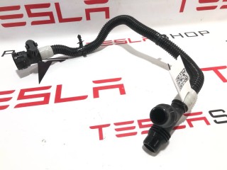 Патрубок системы охлаждения (RIVIAN R1T), ориг. номер PT00061706, Rivian R1T 2021-2024