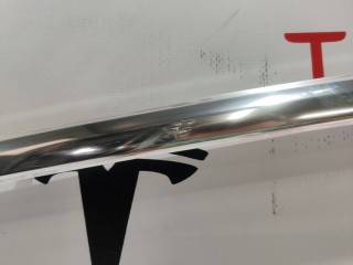 Молдинг кузова боковой, ориг. номер 1083520-00-D, Tesla Model 3 2017-2021
