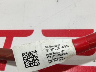 Зажим клеммы АКБ 12V (Плюс + ), ориг. номер 1067971-00-D, 1118182-73-H, Tesla Model 3 2017-2021