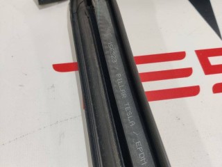 Уплотнитель проема дверного, ориг. номер 156223, Tesla Model 3 2017-2021